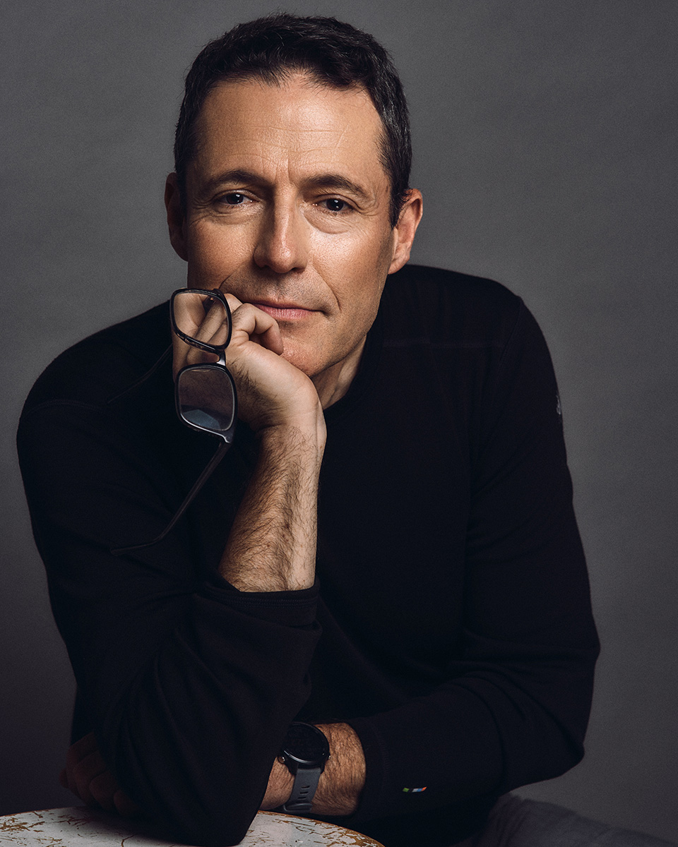 Jonathan Hays, baritone