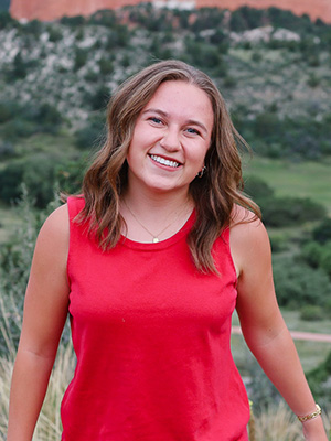 Portrait of Caitlin Bridge